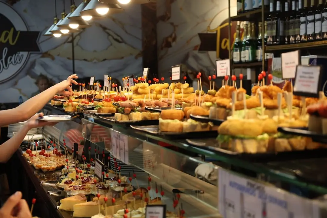 Upptäck de bästa tapasbarerna i Palma! illustration